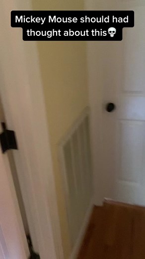 Mickey Mouse Gets Scared of Goofy - Voice Impressions