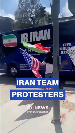 🚨 “Shame on you”: Protesters confront Iran team bus before World Cup match