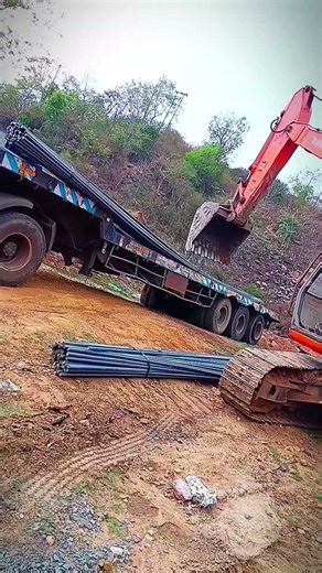 Unloading Rebar From The Truck... #construction #shorts #satisfying #ytshorts #dailydoseab