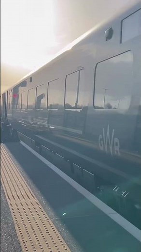 Class 800 passing Westbury #train #railwaycontent #trainspotting