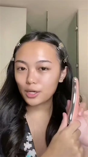 I Used an Electric Gua Sha for 5 Days and the Difference Is Crazy