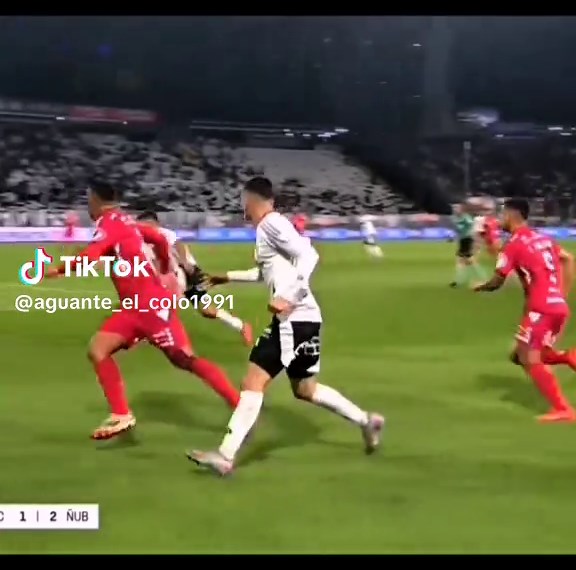 Colo Colo: Campeón Eterno y Highlight del Partido