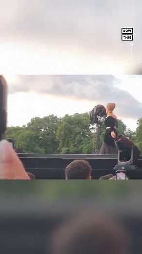 Adele Stops Show in London to Help Fan