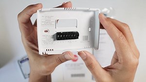 Watch Honeywell Thermostat RTH221B - Overview on Amazon Live