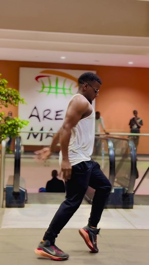 Bugutu Dance with Trojans Crew in Uganda