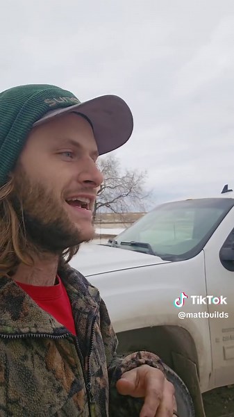 6.5 diesel was a fun truck just doesn't have anywhere near the power of the modern stuff! #jamesbrothersltd #mbfarmer #65diesel #detroit