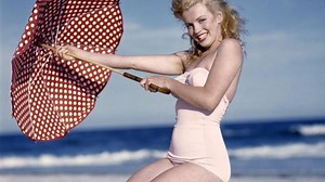 Los trajes de baño que usaron algunas de las mujeres más bellas de todos los tiempos