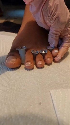 Acrylic Toenail Art Ideas for a Happy Friday