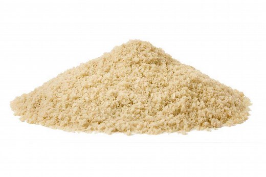 How to Make Nut Flour at Home