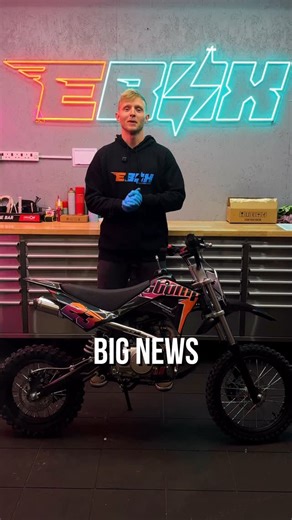 Stomp Distribution Ltd on Instagram: "BIG NEWS!, We are now offering 6 months warranty on all new petrol PITBIKES purchased through the Stomp Distribution website or from one of our fantastic Stomp dealers! Another great reason to choose a Stomp as your next bike! Especially with Christmas fast approaching #stomp #stomppitbike #kayo #pitbike #dirtbike"