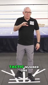 Short, angry, aggressive opponent? Start with a strong rearguard action then a deflection | #boxingtechniques #boxingstance #boxingfootwork #boxingtraining #boxingtips #boxingfitness #learnhowtobox #boxingcoach #learnboxing #boxingskills #boxingdrills #beginnerboxing #beginnerboxer #howtobox #boxing #powerpunch #powerpunching #myboxingcoach | MyBoxingCoach