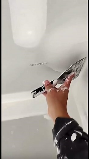 How to apply putty on roof corner #shots