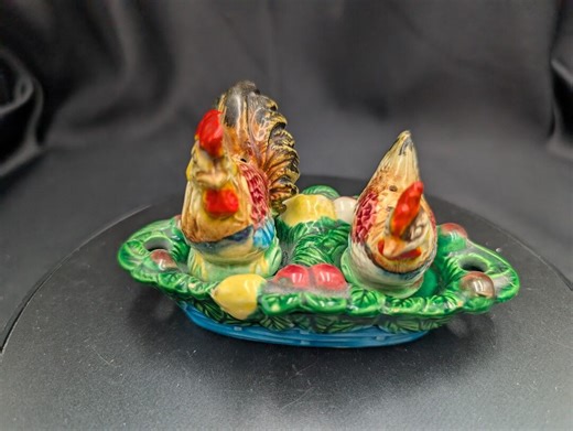 Vintage Hand-painted Rooster & Hen Salt and Pepper Shakers With Nest Tray - Etsy