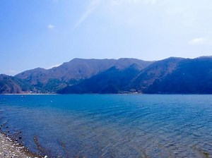 富士五湖の穴場「西湖自由キャンプ場」予約不要日に行ってみた！ 絶景キャンプを楽しもう - ハピキャン｜キャンプ・アウトドア情報メディア