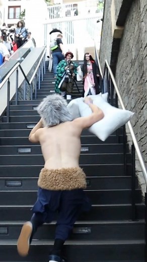 WholeWheatPete on Instagram: "Demon Slayer King of the Hill ⛰️ . . . . #kimetsunoyaiba #anime #demonslayer #inosuke #nezuko #tanjiro #inosukecosplay #demonslayercosplay #demonslayeranime #katsucon"