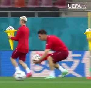 Idée d'exercice pour les jeunes (travail de coordination, d'équilibre, de concentration... et plutôt ludique ;) ) | Préparation Physique Football