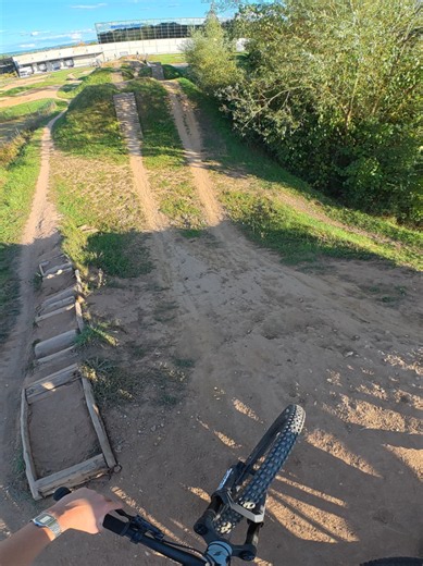 Mountain Bike Tips for Beginners: MTB Basics and Safety