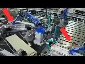 😲 2 ROBOTIC ARMS CRUSH 3 FACTORY WORKERS