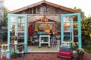 30  Wonderfully Inspiring She Shed Ideas To Adorn Your Backyard