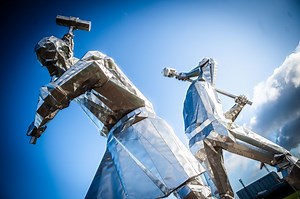 A giant art installation at Port Glasgow celebrates the town's long-running history with shipbuilding. https://i.stv.tv/3hD5Zc9 | STV News