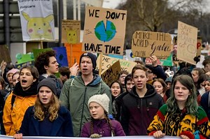 Saya Pilih Bumi: Mengenal 5 Aktivis Lingkungan Muda yang Menginspirasi - National Geographic