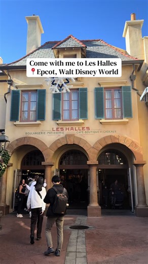 Top Epcot Dining Experiences You Must Try