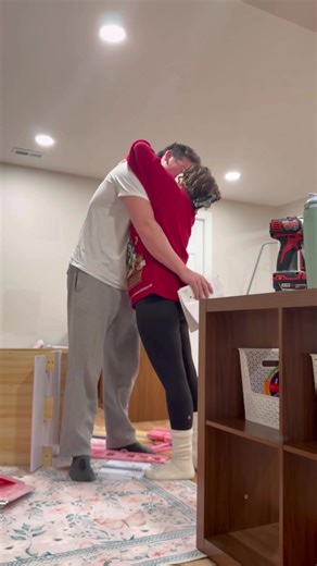 My hearrrtttt 🥹❤️ This trend is so stinken sweet. My daughter helping hide the camera (her clever LEGO window fell over) and her excitement with me at the end I CAN’T 😭