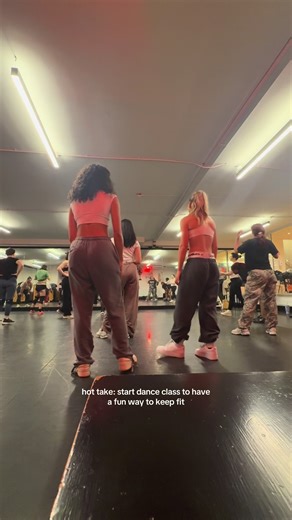 Join a Dance Class for Fun Fitness