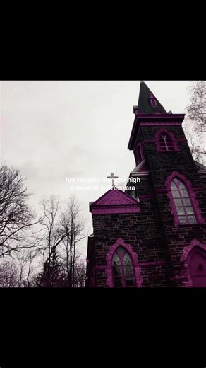 Draculara: The Favorite Character from Monster High