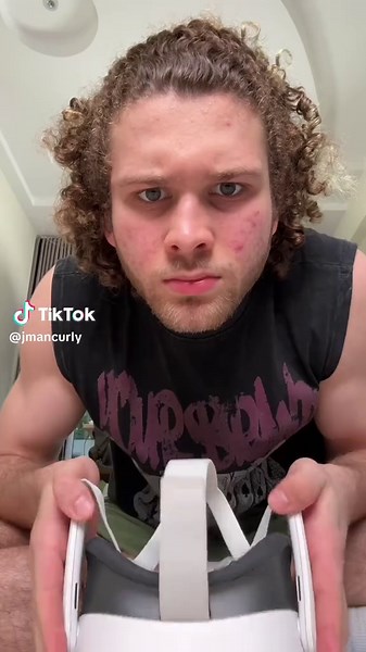 jmancurly (@jmancurly) - Upgraded VR Headset Unboxing and Review