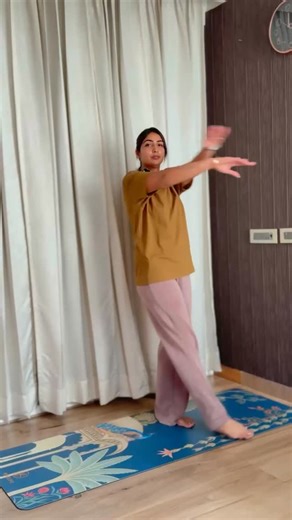 Nehafun&fitness🤸‍♂️🧘‍♀️ on Instagram: "Start this exercise in your daily routine – a low-impact variation of cross jacks/jumping jacks, safe yet super effective. High-impact version: 20 reps × 5 sets (100 total) with 30-sec rest."