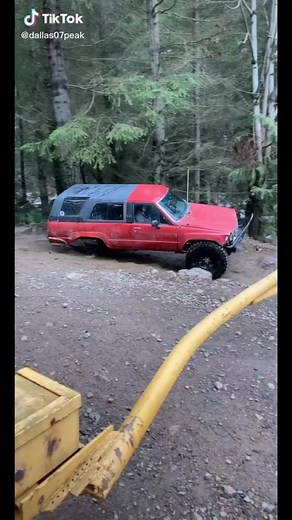 Three wheeling to make it home 😱 | 4wd TV