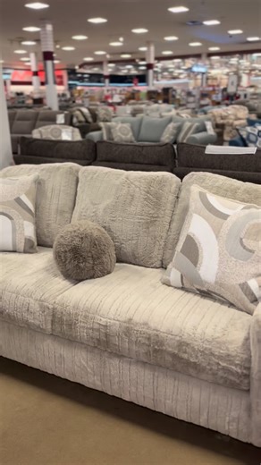 Score incredible savings storewide on furniture, mattresses, fashion, shoes, home, and so much more. It’s the perfect time to refresh your space, update your wardrobe, and save BIG while you do it! Shop in-store or online before these deals are gone! 🛍️✨ #Boscovs #PresidentsDaySale | Boscov's