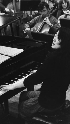 Happy 270th birthday Herr Mozart! And who better than Mitsuko Uchida, a lifelong devotee of his, to celebrate it with: she is playing the Concerto No. 20 in D minor, K. 466 (3rd mvt), one of the two piano concertos Mozart wrote in the minor mode (with K. 491)! In 1986 (London) and 1987 (Tokyo), she took the classical world by storm when she enterprised to play and conduct the 21 Mozart piano concertos with the English Chamber Orchestra. Her infatuation for Mozart began as a little girl upon hear