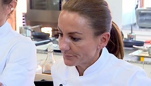 La madre de Bárbara critica el plato de su hija