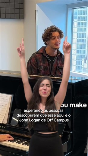 supremacia do #johnlogan porque além de lindo ele canta muitoooo #foryoupage #offcampus #musical #antoniocipriano