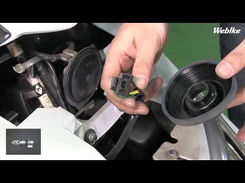 Installing an LED Headlight Bulb on a Cygnus X! Motorcycle Headlight Replacement [Webike TV]