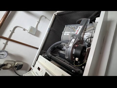 Inside: Buderus Logamax plusGB162-15/25/35 gas condensing boiler components overview