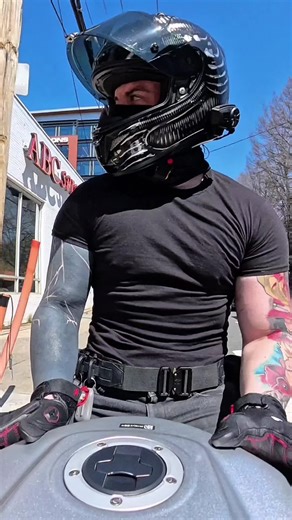 Biker Style and Confidence: A Perfect Look