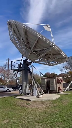 Merci à @tv5monde @telelouisiane et @lpb_org 🙂 📸: @lovebenoir . #louisiana #cajun #creole #indigenous #culture #ambassador #representation #language #land #preservation #music #français #heritage #franco #ouragon #valcourrecords #ouuaaiiisss | Jourdan Thibodeaux