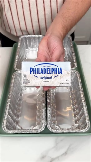 Individual Appetizers Your Party Will Love! Danny N shows us how to make a fun appetizer using, cream cheese, cooked salad shrimp, cocktail sauce, Duke's mayo, Voodoo heat seasoning, bacon, mozzarella shredded cheese, salt and corn chips. 🎬 This video was produced by Network Media and Danny N’s Kitchen | The Simple Dish