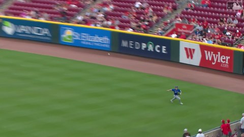 Addison Barger's terrific diving catch