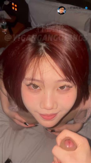 RT @yigangangqiang5: 37号女主 杭州仁和 幼师扒开枪哥裤裆掏出几把的时候眼神已经迷离拉丝 骚逼湿透朋友圈人设很高冷正经 反差大最后口爆射了满满一嘴浓精
