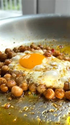 8.9K views · 12K reactions | 4 Food Combos with Shocking Health Benefits  • Check out the link in my bio to get the free recipes • Save this video for later✅ • Follow @iqmeducine for more nature secrets • #health #nature #food #viral #explore #body #fruit | Iqmeducine | Facebook