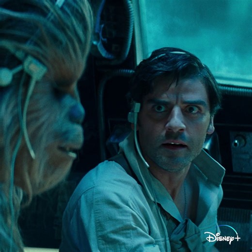 La Résistance dans son ultime affrontement avec le Premier Ordre. Partez pour une galaxie lointaine, très lointaine, avec Star Wars : L'Ascension de Skywalker, disponible en streaming sur Disney . | Star Wars
