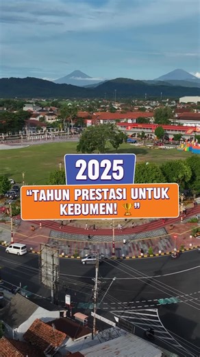 Kebumen Keren on Instagram: "Sepanjang tahun 2025, Kabupaten Kebumen terus menunjukkan kiprah terbaiknya. Berbagai prestasi membanggakan berhasil diraih di beragam bidang — mulai dari tata kelola pemerintahan, pelayanan publik, inovasi daerah, hingga sektor pendidikan, kesehatan, dan pembangunan 1. Best Human Capital Award 2025, Kabupaten Kebumen melalui PT BPR BKK Kebumen (Perseroda) dan PERUMDA Air Minum Tirta Bumi Sentosa juga berhasil meraih sejumlah penghargaan sebagai bentuk apresiasi atas