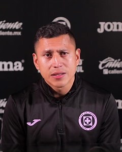 • Deslindando a la Liga MX y al Cruz Azul, se disculpa el Cata Domínguez luego de que se difundieran imágenes de su fiesta infantil con temática del crimen organizado. | Código Veracruz Noticias | Facebook