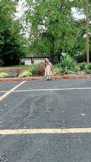 My 4 year old taught herself the M3gan flash mob dance! #universalstudios #flashmob #m3gandance #m3ganmovie #m3gandoll #tiktokhalloween #halloweencostumeideas