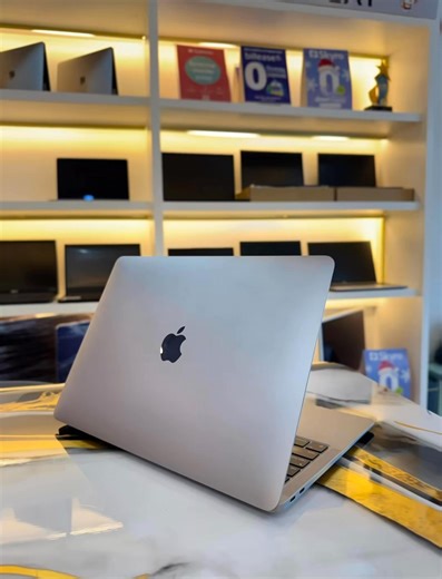 🔥 𝗕𝗘𝗦𝗧 𝗦𝗘𝗟𝗟𝗘𝗥 𝗔𝗟𝗘𝗥𝗧! 🔥 Perfect for Virtual Assistants, Students & Online Jobs! 💻𝐌𝐚𝐜𝐁𝐨𝐨𝐤 𝐀𝐢𝐫 𝐌𝟏 𝟐𝟎𝟐𝟎 𝟏𝟑” • 𝟐𝟓𝟔𝐆𝐁 𝐒𝐒𝐃 • 𝟖𝐆𝐁 𝐑𝐀𝐌 🎁 FREE MS Office (worth ₱2,500) 🎁 Free Pouch 🛠️ 1 Year Service Warranty 💸 𝐅𝐨𝐫 𝐎𝐧𝐥𝐲: ₱𝟑𝟎,𝟗𝟗𝟎 📌 Open for Installment! | Go YTech