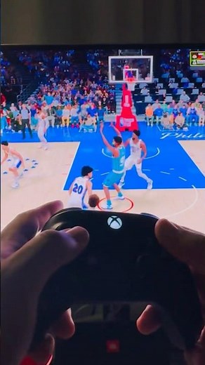 How to do a hook shot in NBA2k26
